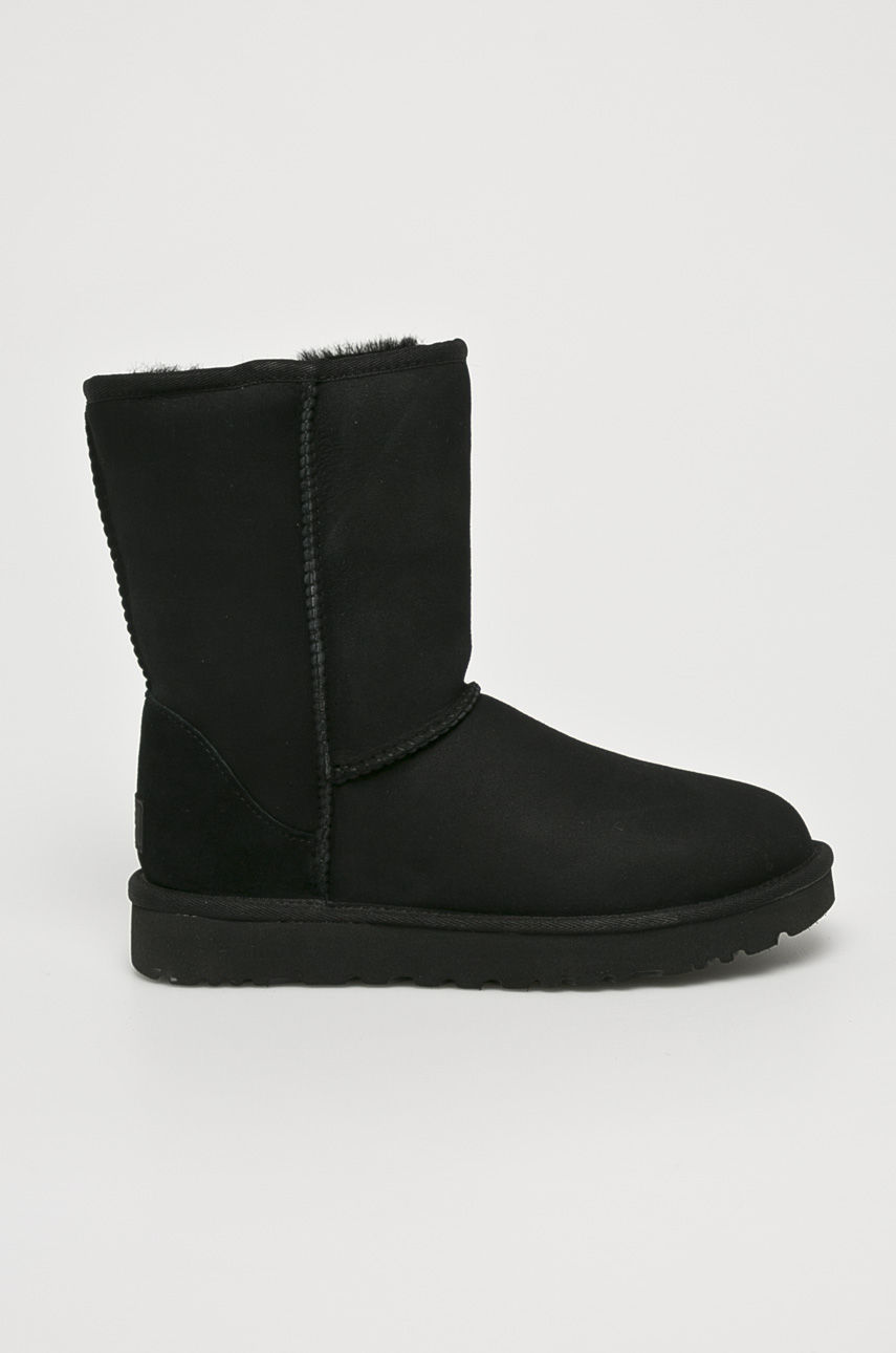 UGG - Cipő Classic Short II fotója