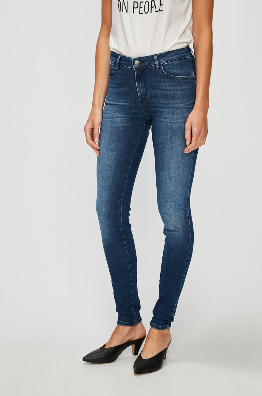 Wrangler - Farmer Soft Cloud fotója