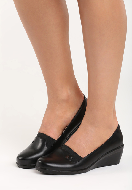 Cecilie fekete platform cipők << lejárt 7261709 17 fotója