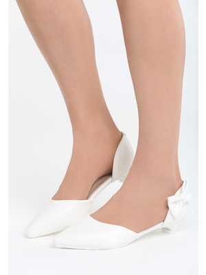 Pinar fehér magassarkú cipők