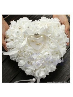 Esküvői Szív alakú gyöngyös Gyűrűpárna fehér habrózsa << lejárt 933865