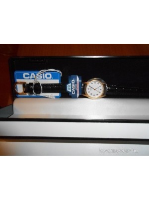 Casio női karóra dobozzal << lejárt 957036
