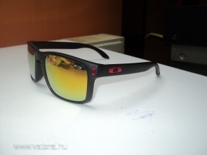 Oakley holbrook fekete napszemüveg VR46 Valentino Rossi << lejárt 2565797 80 fotója