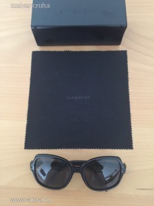 Givenchy fekete eredeti napszemüveg << lejárt 4619367 17 fotója