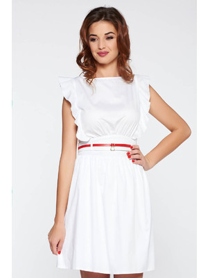 Fehér PrettyGirl casual ruha nem elasztikus pamut fodros öv típusú kiegészítővel << lejárt 875286