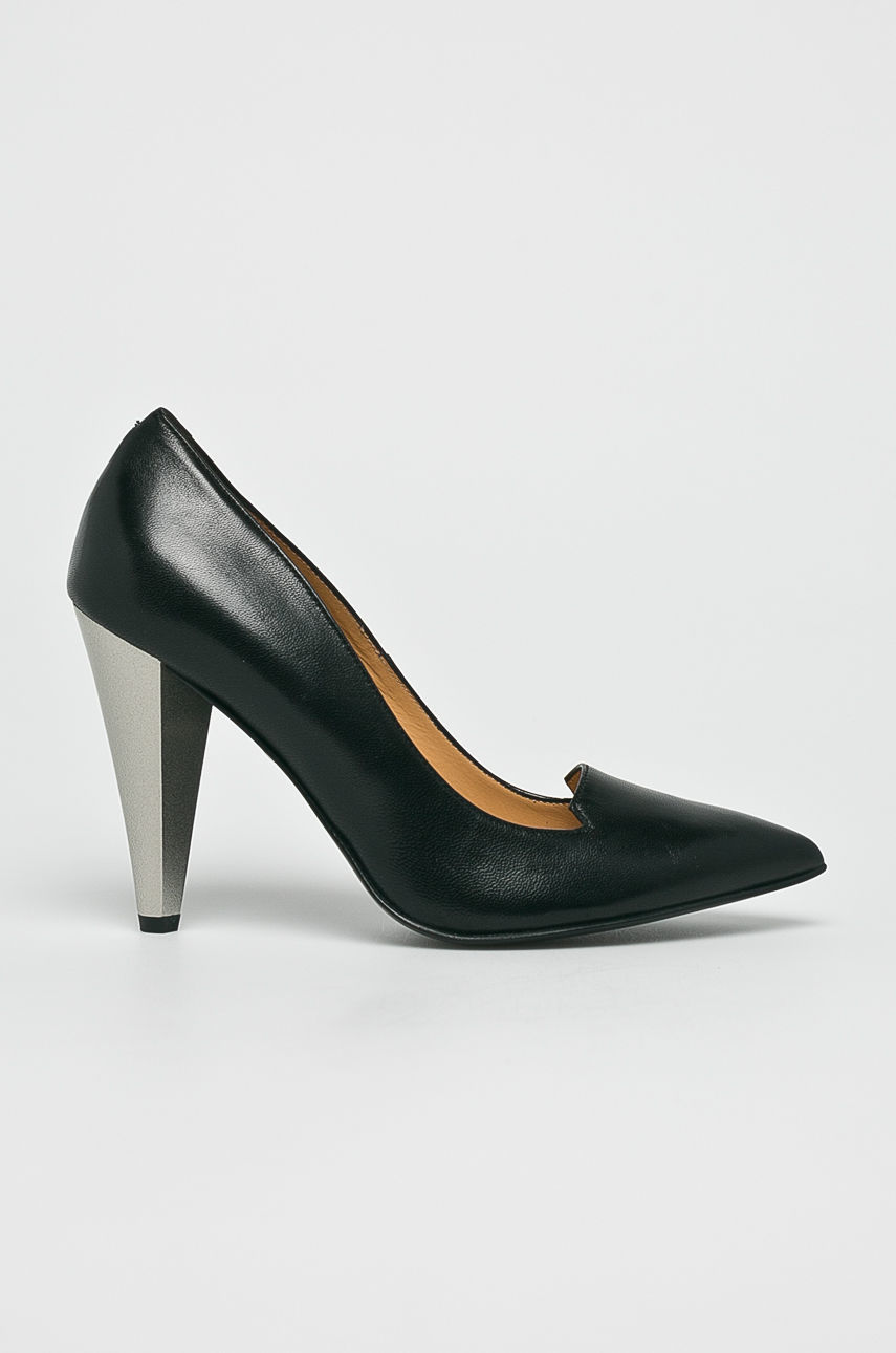 Solo Femme - Sarkas cipő fotója