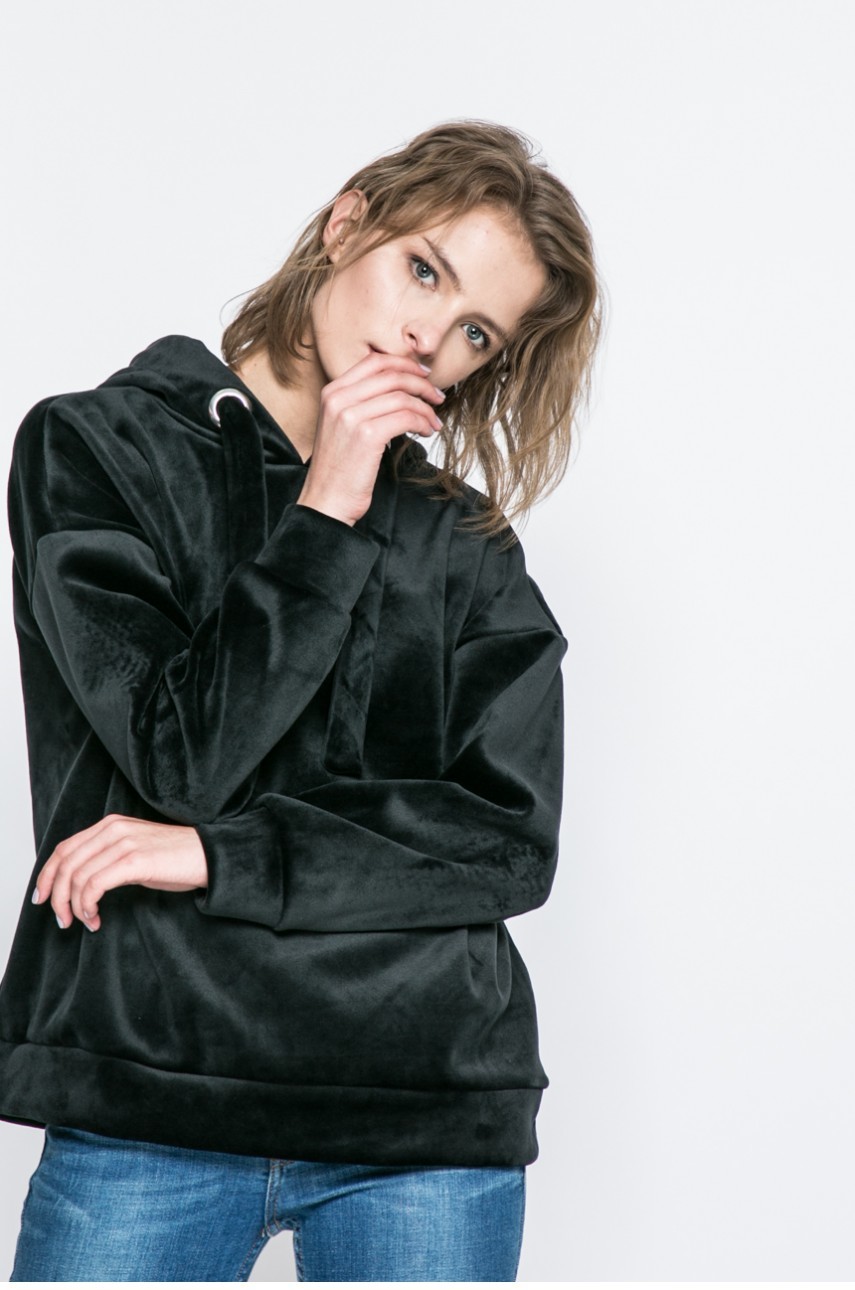 Only - Felső Isabel fotója