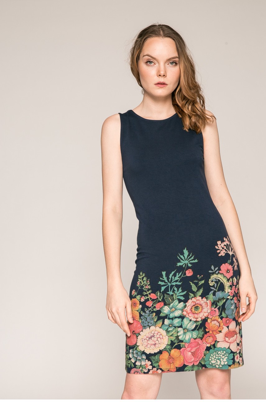 Desigual - Ruha Emanuel fotója