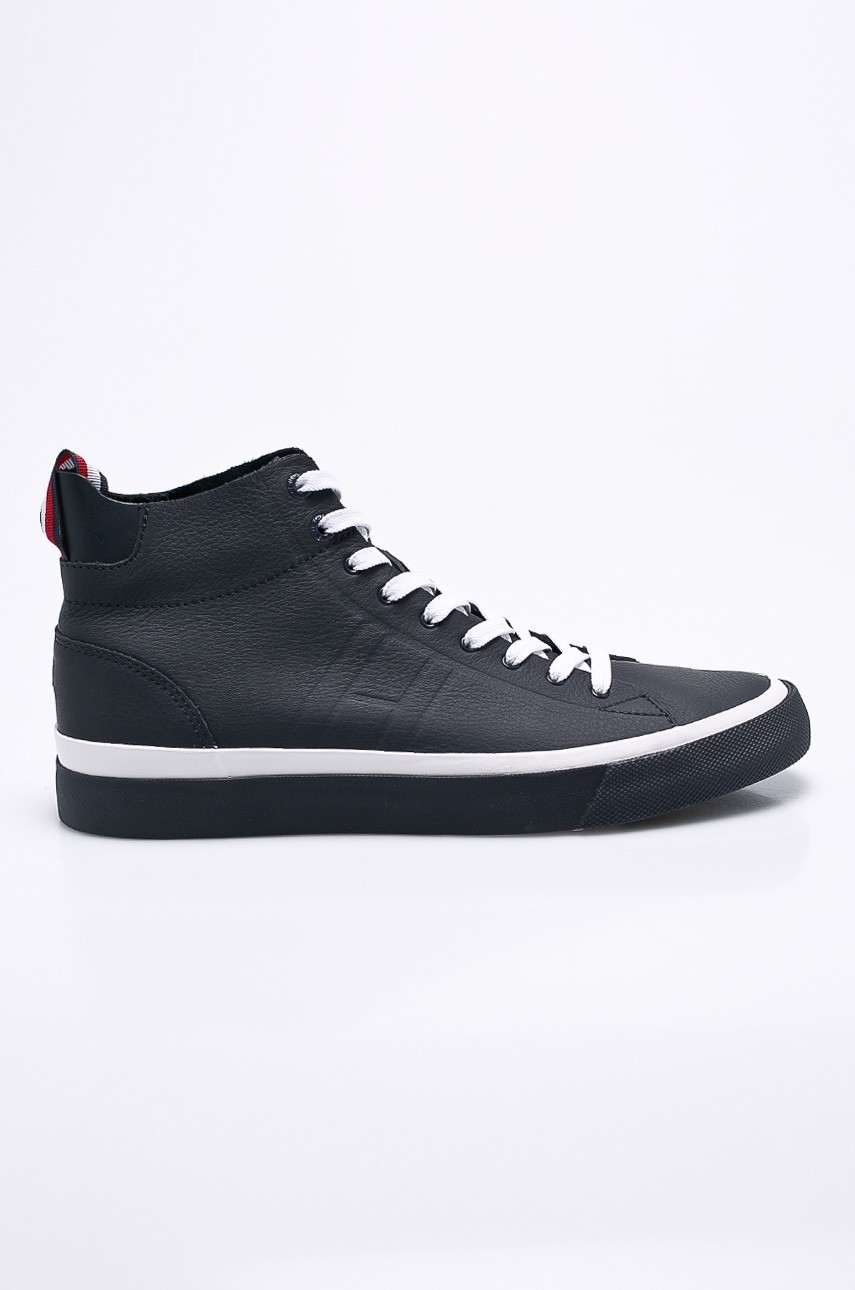 Tommy Hilfiger - Cipő fotója