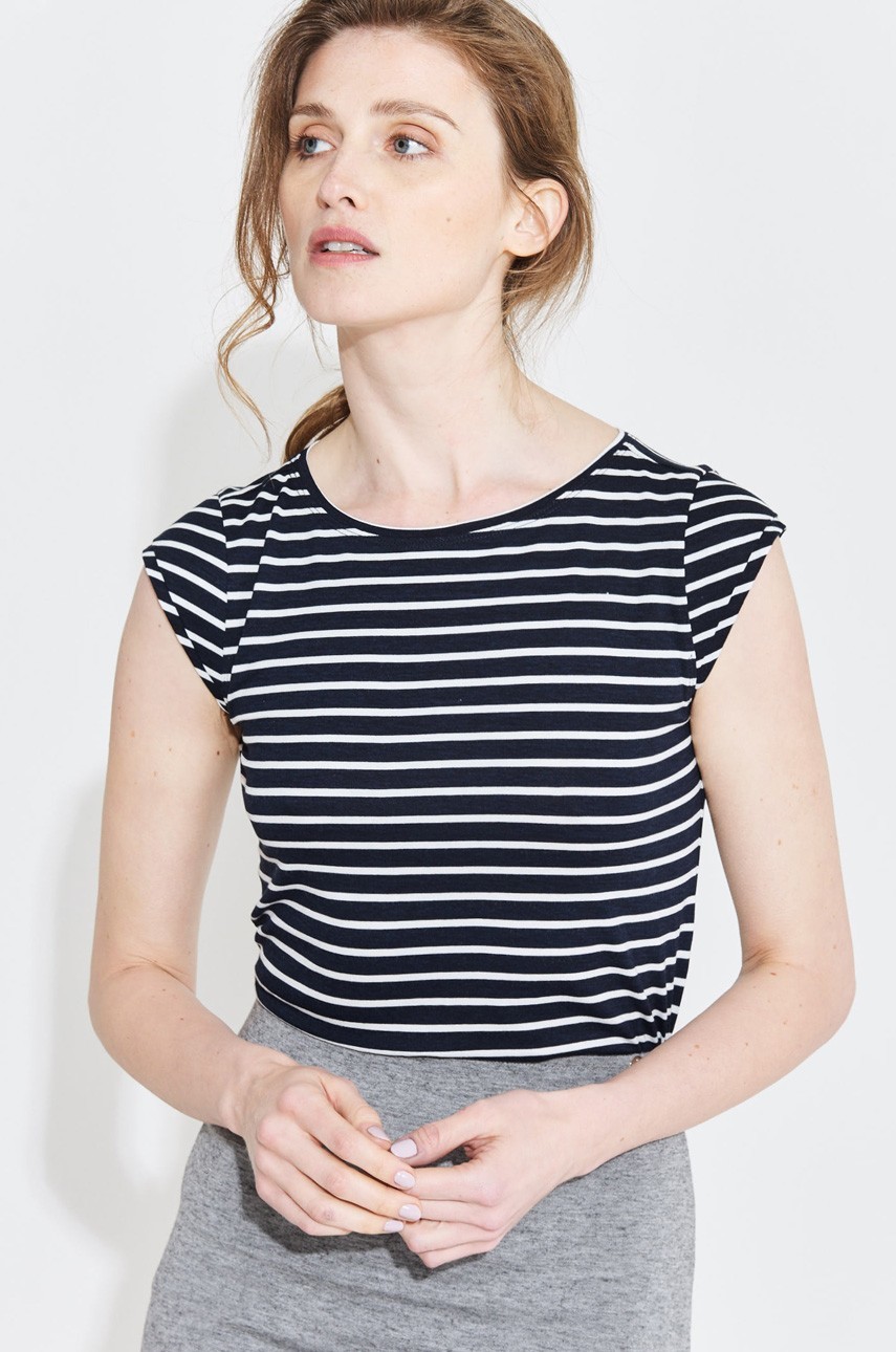 Simple - Top fotója