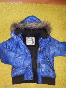Charles Vögele csini, bélelt kislány téli kabát dzseki 140,8-10 évesre való << lejárt 6023313 32 fotója