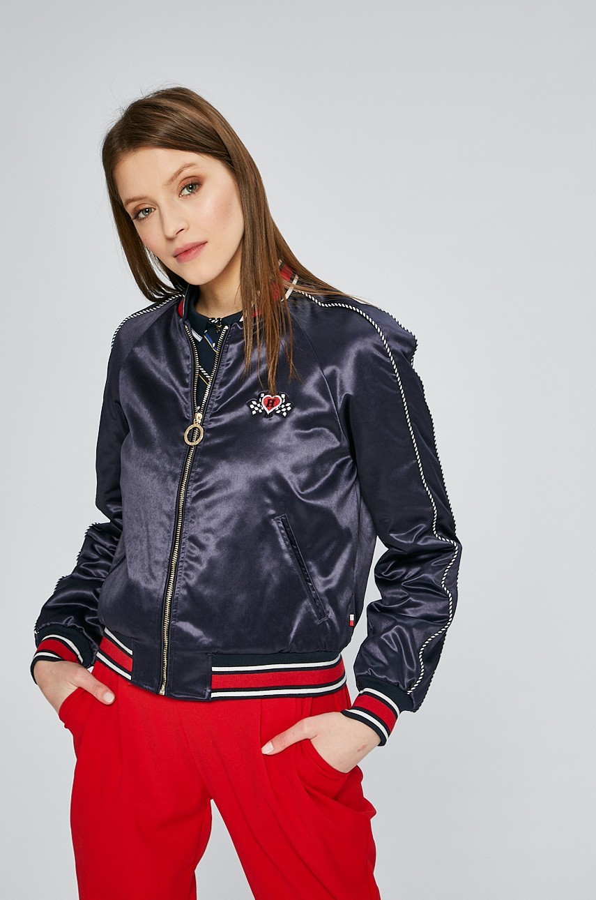 Tommy Hilfiger - Rövid kabát bomber Sandra fotója