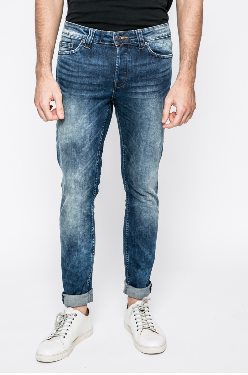 Only & Sons - Farmer Loom fotója