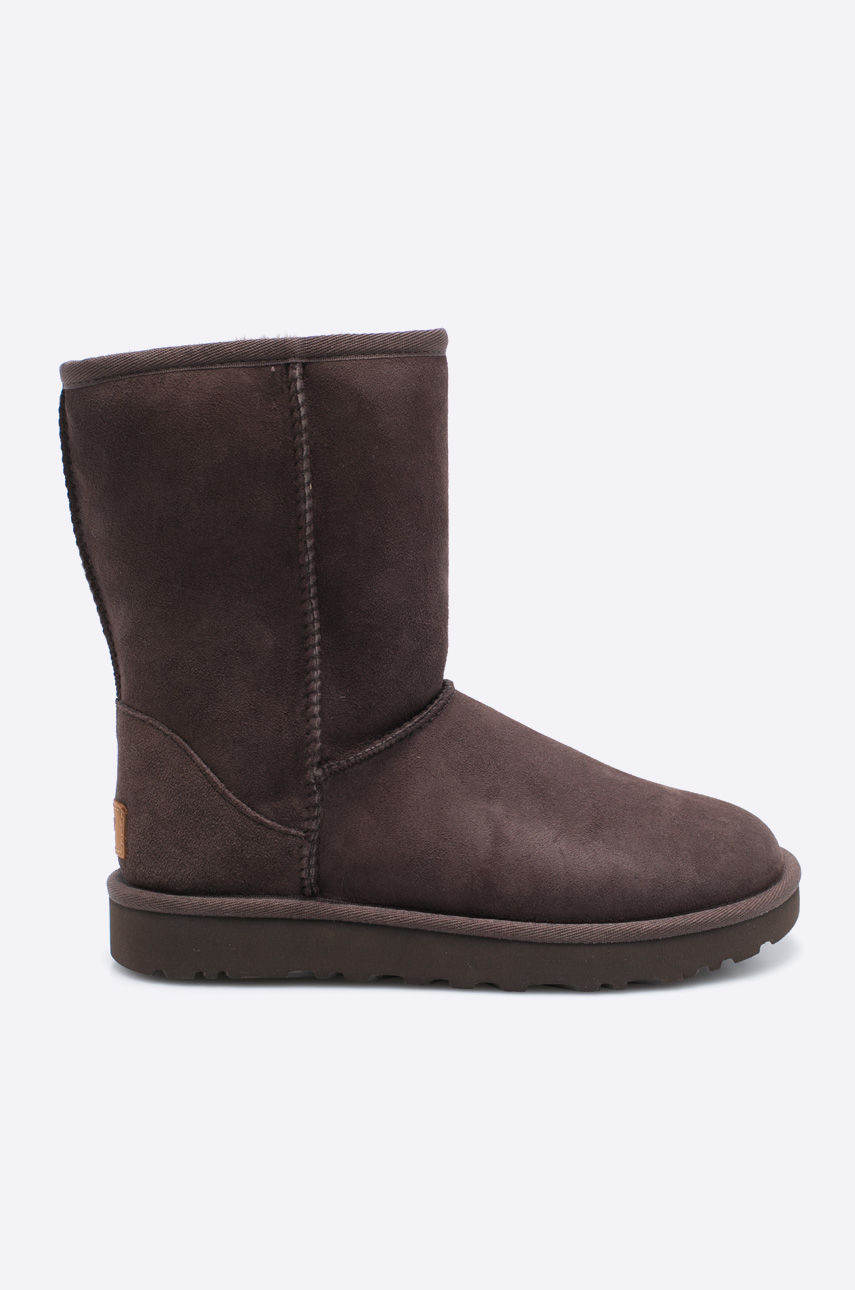 UGG - Cipő Classic Short II fotója