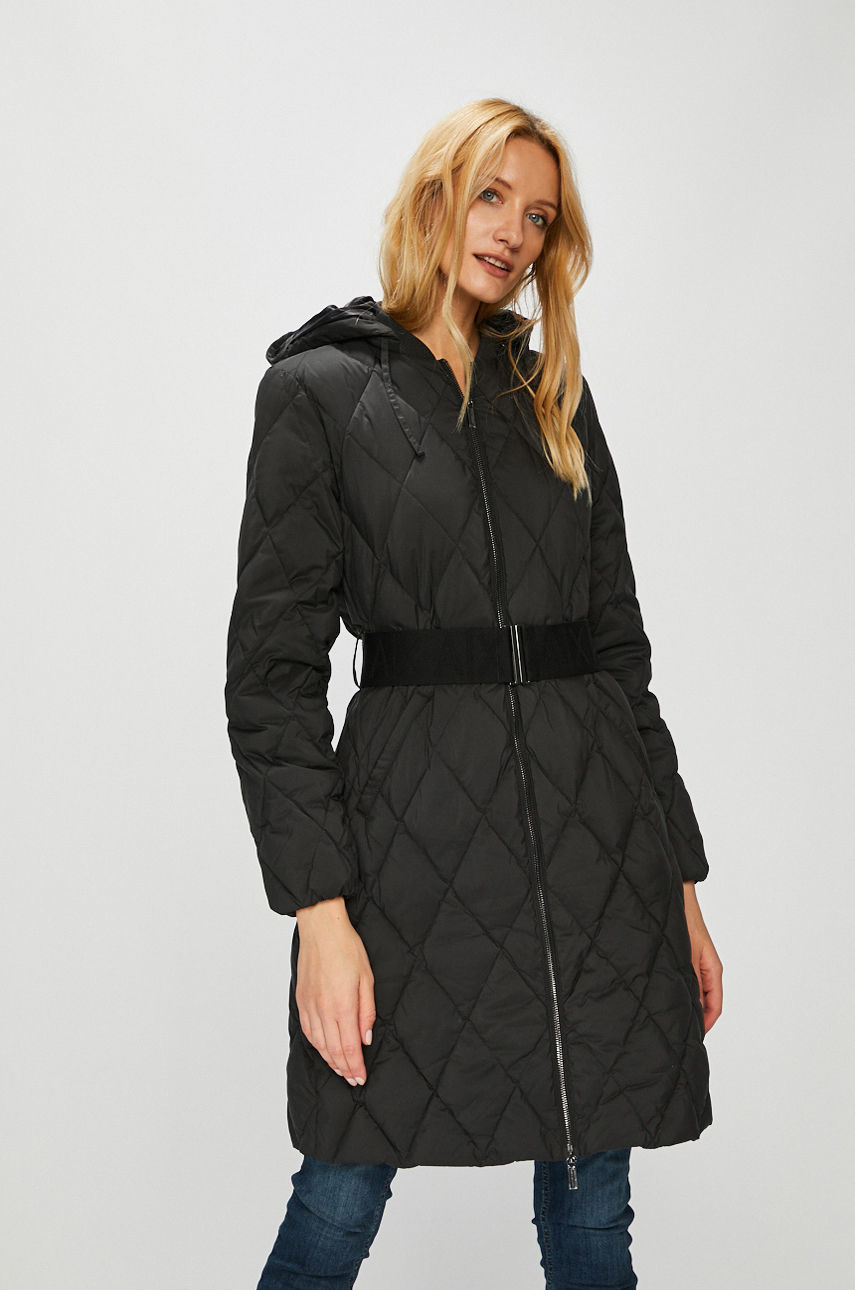 Armani Exchange - Pehelydzseki fotója