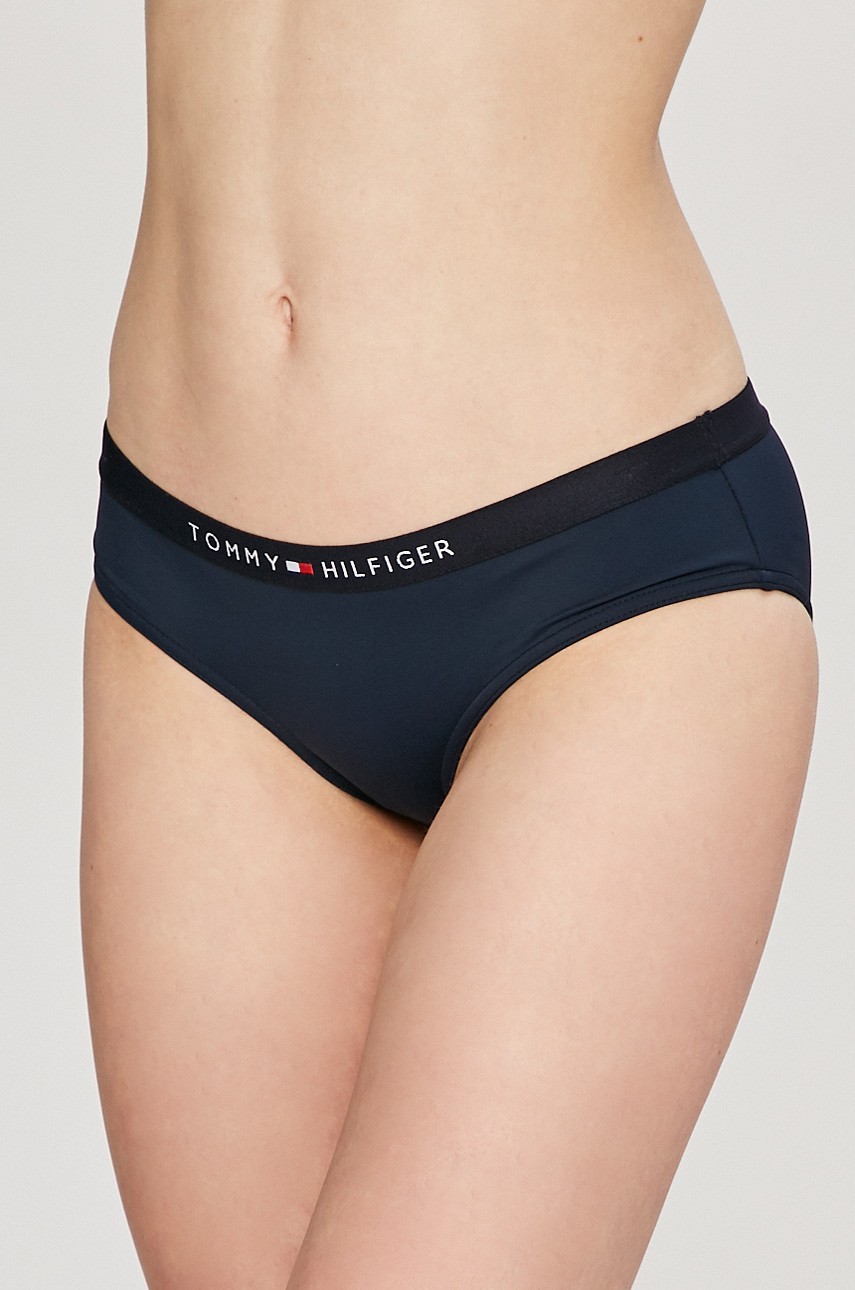 Tommy Hilfiger - Bugyi fotója