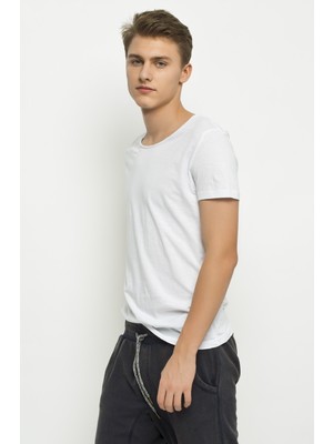 Review - T-shirt Basic