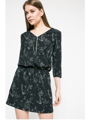 Kiss my dress - Ruha