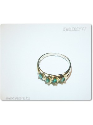 Aranyozott ezüst gyűrű, zöld kövekkel << lejárt 26107