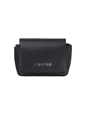 Calvin Klein Crossbody táska Fekete << lejárt 119862