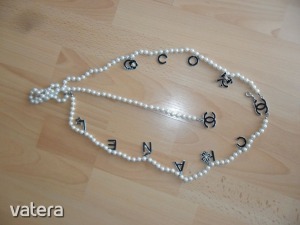 Chanel gyöngysor nyaklánc << lejárt 2507112 95 fotója