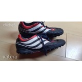 Adidas Műfüves stpolis foci cipő << lejárt 877004