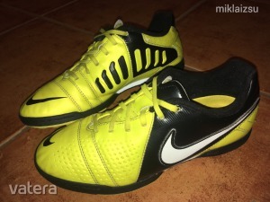 Nike műfüves futballcipő 38-as << lejárt 6027706 7 fotója