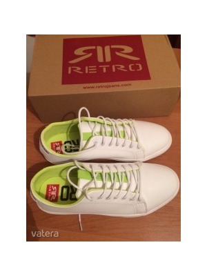 Fehér sportcipő RETRO << lejárt 381795