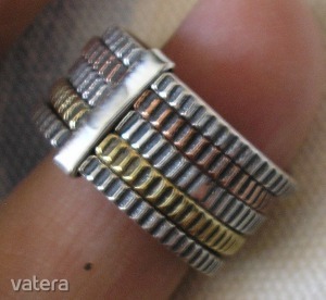925 ezüst gyűrű 19,5/61,2 mm, három túnusú, karika jellegű << lejárt 8634673 62 fotója