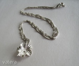Csavart ezüst nyaklánc virág medállal, akár karácsonyra! - 1 Ft! << lejárt 6022037 93 fotója