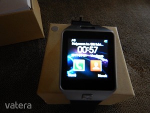 Okosóra, smart watch, szilikon szíjjal ezüst/fekete << lejárt 8153571 57 fotója