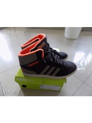 Eredeti Adidas magasszárú bélelt fiú cipő 38-as << lejárt 497907