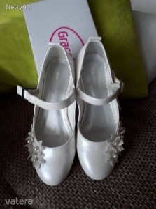 Graceland fehér kopogós cipő << lejárt 8721185 66 fotója