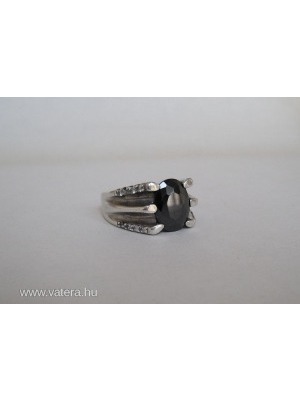 Gyönyörű , látványos, fekete köves "karmos" foglalatú ezüst gyűrű << lejárt 936469