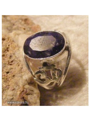 925-ös ezüst gyűrű, zafírral, 19,1/60 mm,OM szimbólum << lejárt 711025