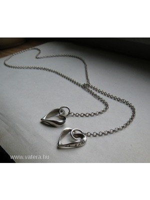 Extra hosszú ezüst nyaklánc, két nagy feliratos szívvel << lejárt 979533