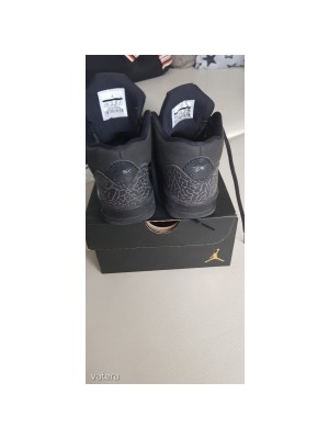 Nike Jordan cipő << lejárt 135443