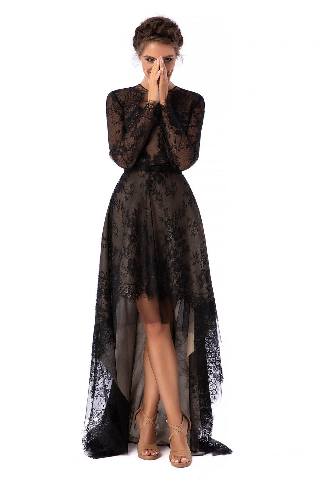 Fekete ruha luxus aszimetrikus harang csipkés anyagból kerekített dekoltázssal hosszú  << lejárt 1745862 20 fotója