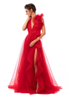 Piros Ana Radu alkalmi ruha v-dekoltázzsal deréktól bővülő szabású tüllből