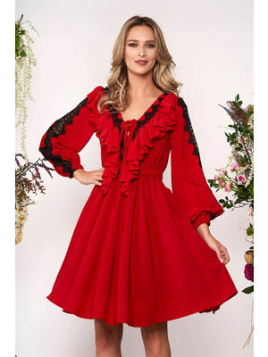 Piros elegáns harang ruha v-dekoltázzsal muszlinból csipke díszítéssel