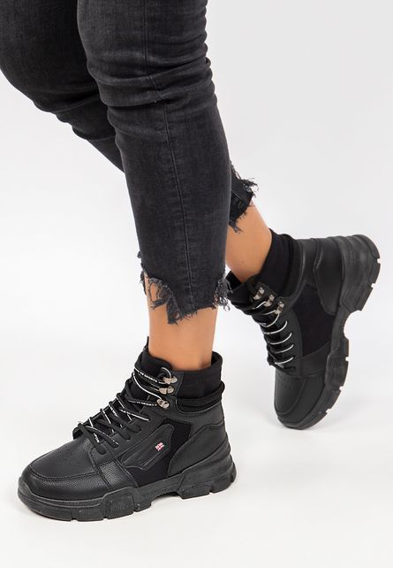 High-top sliema fekete női sneakers fotója