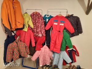 40 db őszi és téli gyerek kabát és overall egyben eladó << lejárt 858641 29 fotója