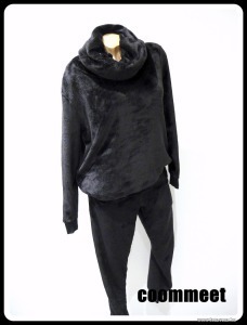 Avenue fekete, ejtett/kámzsás nyakú, passzés szárú, extra puha, polár pizsama (L-XL) << lejárt 8870446 3 fotója