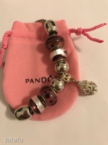 Pandora karkötő 9 db charmmal (lila / padlizsán színek) << lejárt 4458631 37 fotója