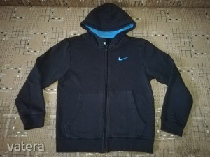 Nike kapucnis felső, kb 152-es << lejárt 7704739 53 fotója