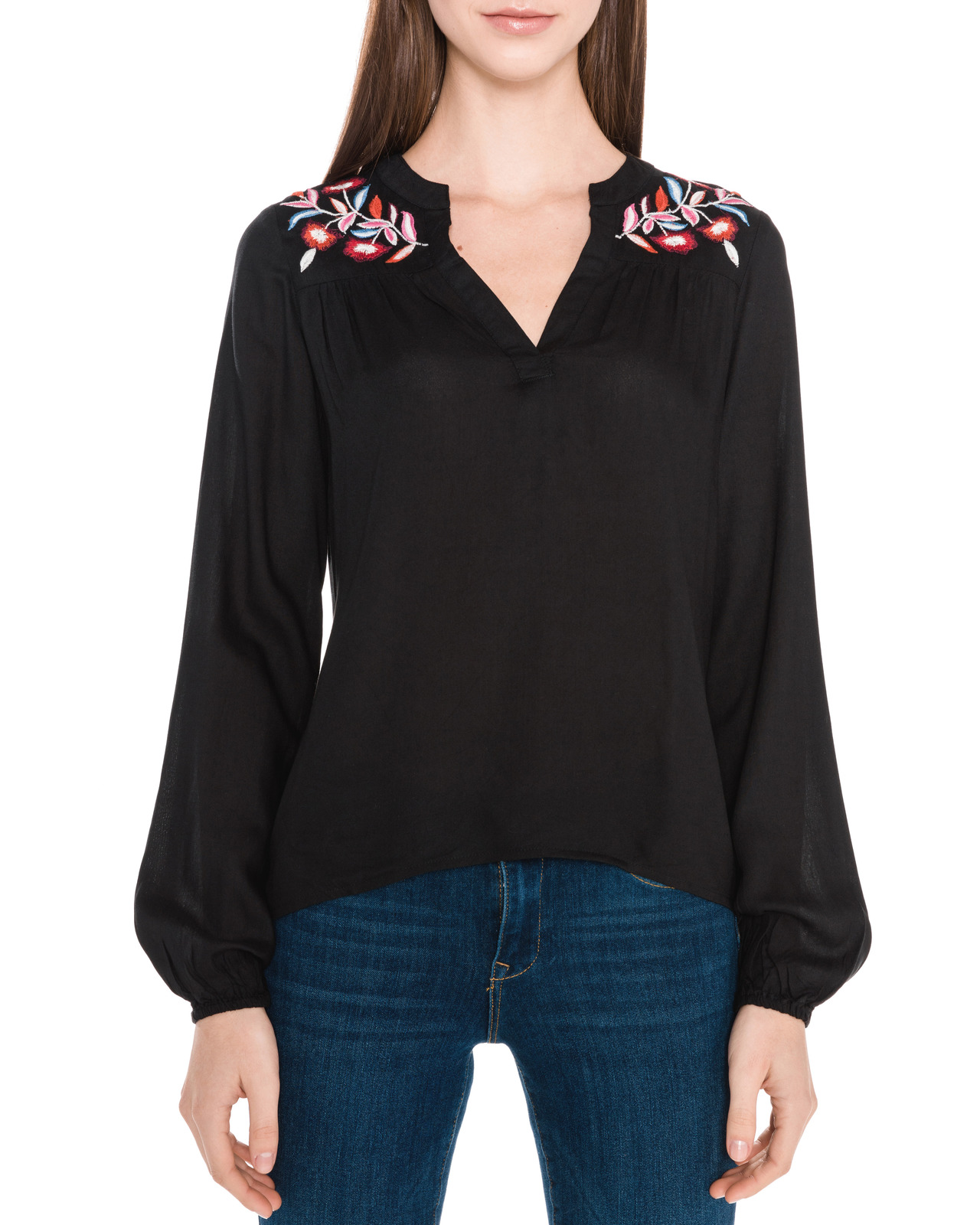 Vero Moda Wendy Blúz Fekete << lejárt 2522406 41 << lejárt 6909689 70 fotója