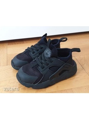 Nike Huarache szuper vagány, könnyű, gumi fűzős cipő << lejárt 870082