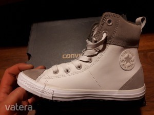Converse Junior nagyon meleg, bélelt bőr cipő 37 és 38,5-ös méretben! Vadi új, garantá << lejárt 9329360 0 fotója