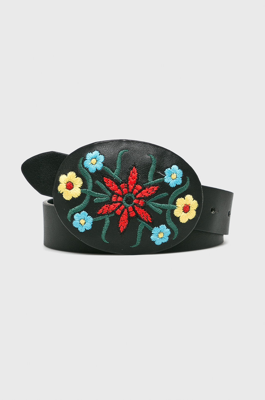 Desigual - Öv fotója