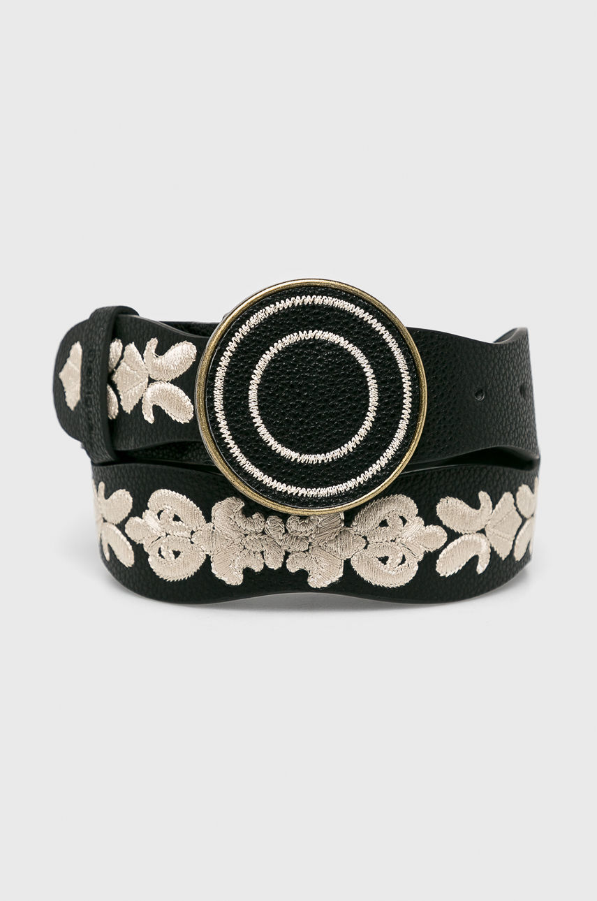 Desigual - Öv fotója